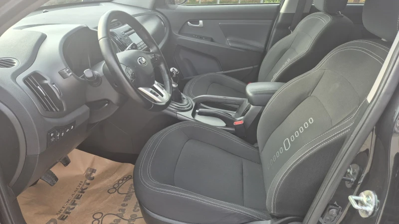 Kia Sportage 1.6 бензин 135 к.с., снимка 12 - Автомобили и джипове - 52288527