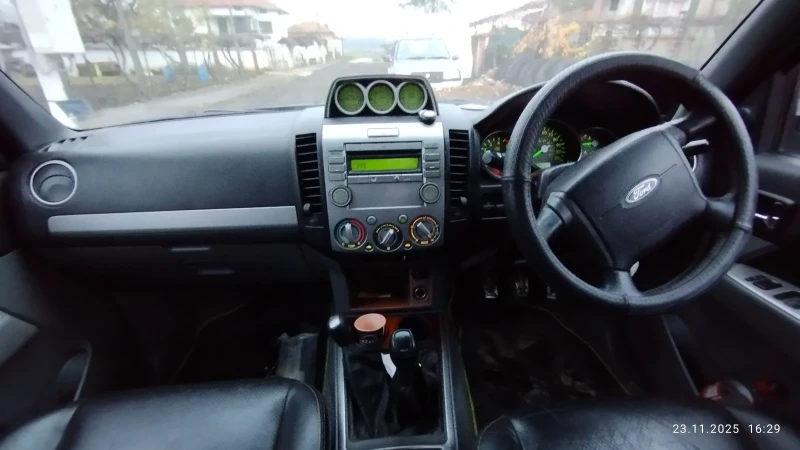 Ford Ranger 2.5, снимка 7 - Автомобили и джипове - 52524395