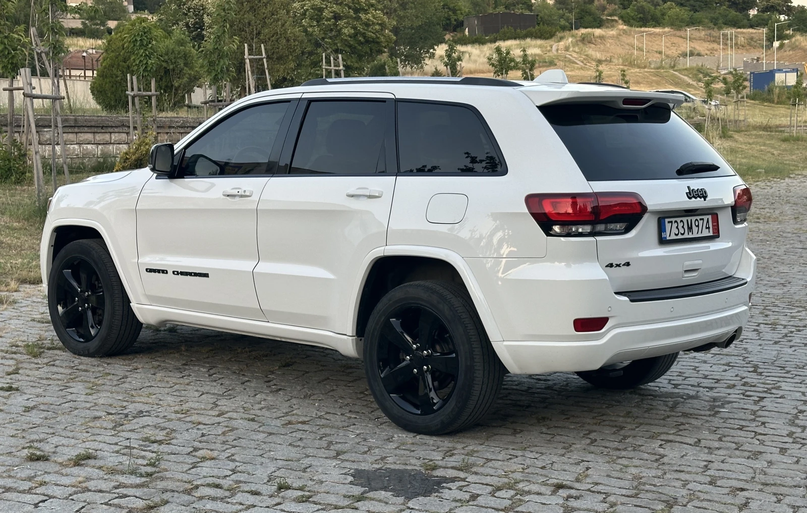 Jeep Grand cherokee Black&White Edition - изображение 6