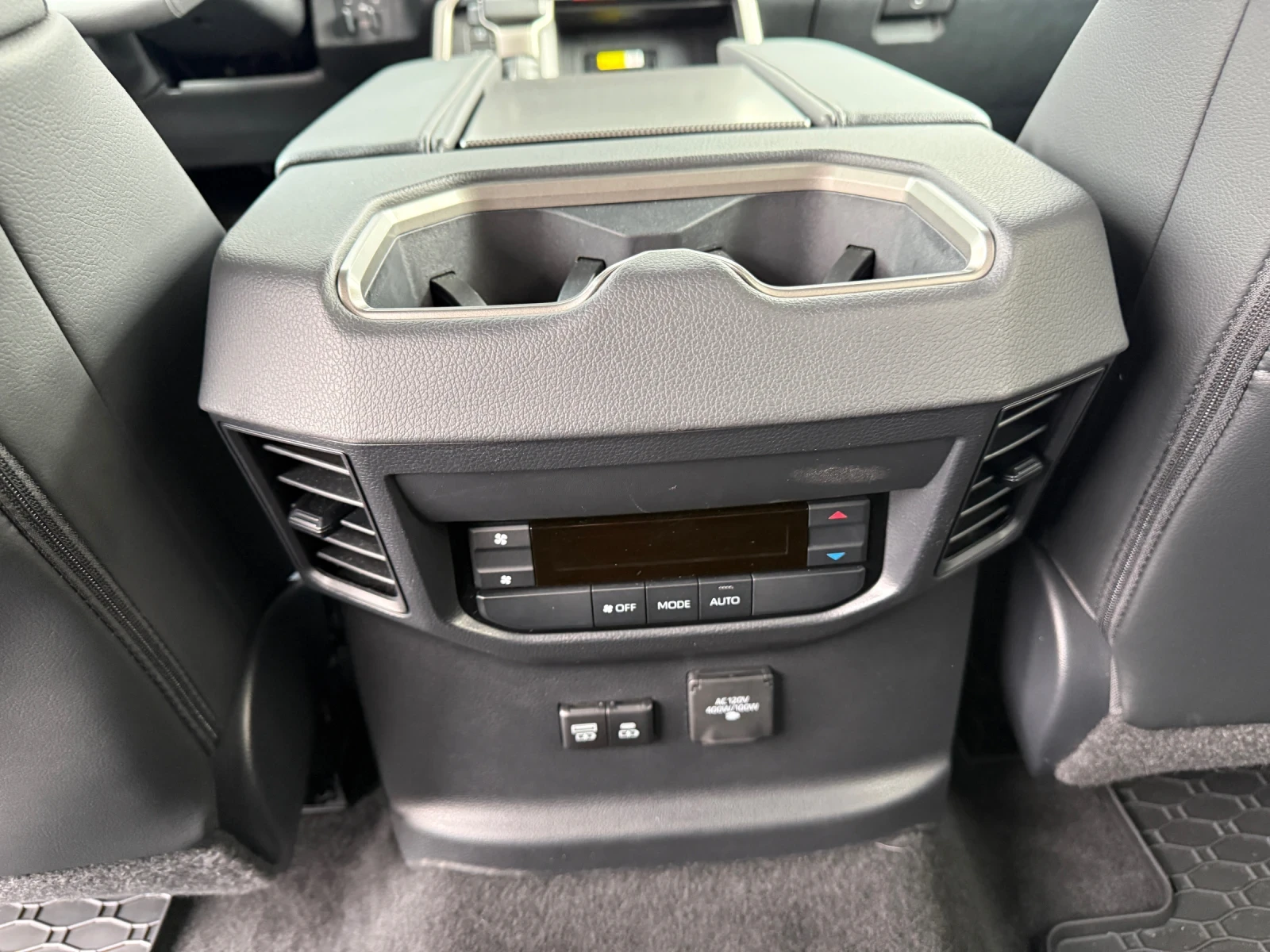 Toyota Sequoia Hibrid | Mobile.bg � ����������� 7