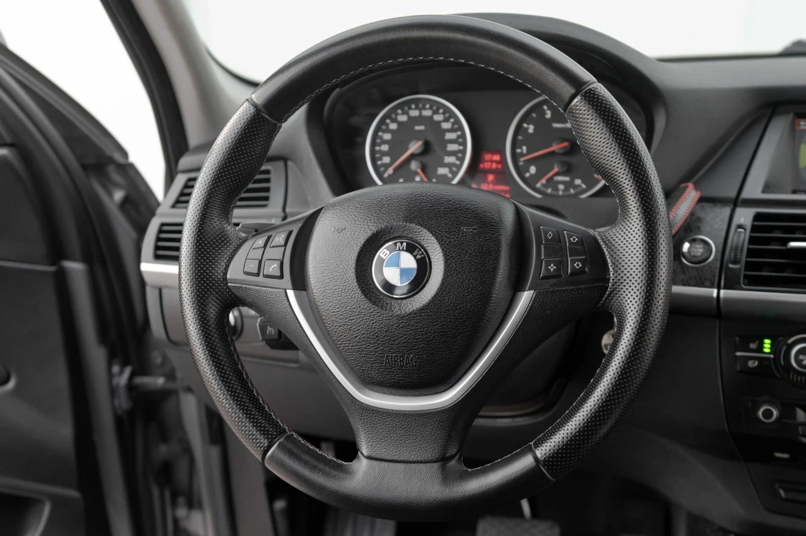 BMW X5 КАТО НОВА!!! ГАЗ !!! ПЕРФЕКТЕН, снимка 17 - Автомобили и джипове - 55333407