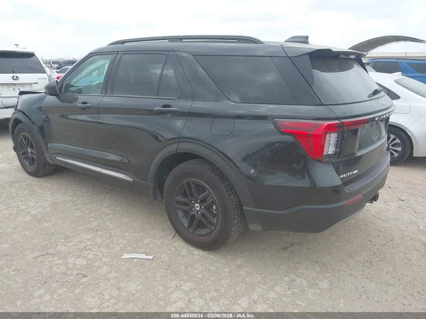 Ford Explorer 2.3l Active, снимка 3 - Автомобили и джипове - 54434020