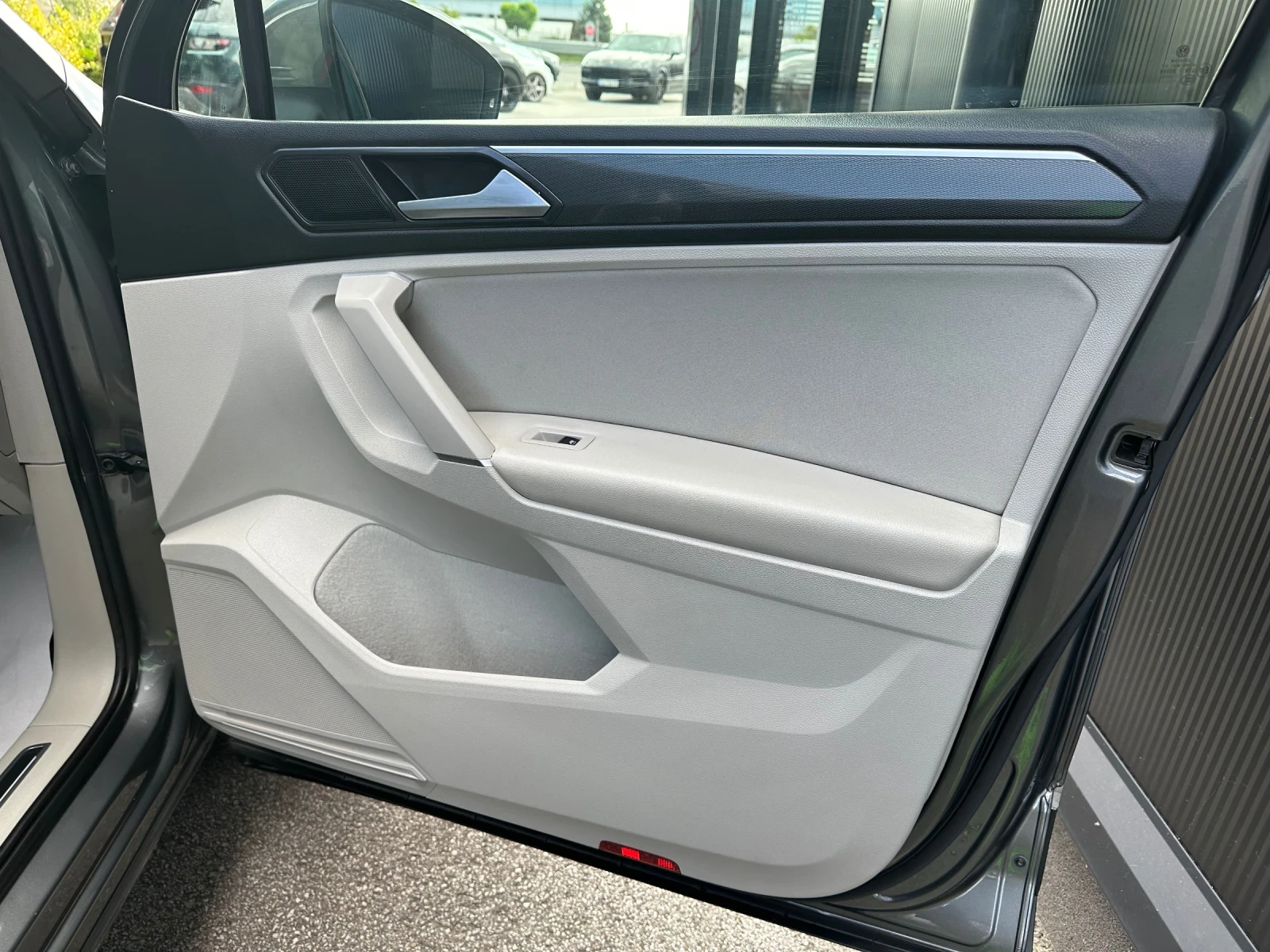 VW Tiguan 2, 0tdi DSG 4Moticion Digital Distronik LED ���.�� | Mobile.bg � ����������� 11