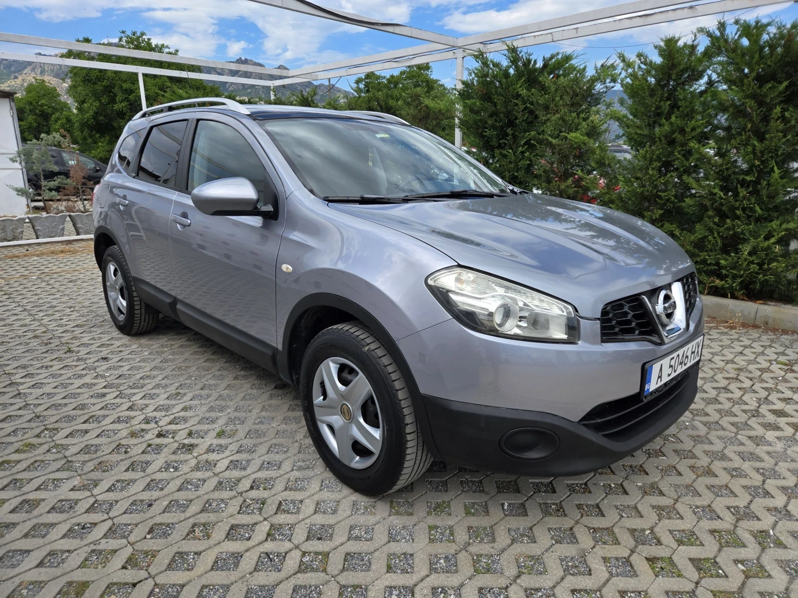 Nissan Qashqai 1.6i-114кс= 7МЕСТА= 150.000км= FACE= ПАНОРАМА, снимка 2 - Автомобили и джипове - 55052087