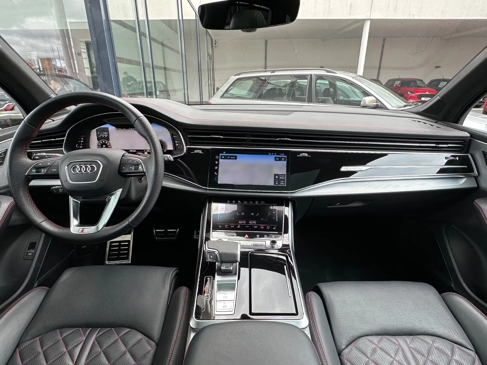 Audi SQ7 FACELIFT / B&O / MATRIX / HUD/ 360 / PANO, снимка 9 - Автомобили и джипове - 55057852