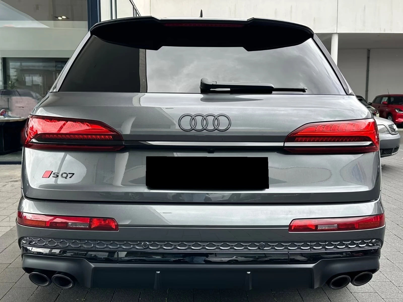 Audi SQ7 FACELIFT / B&O / MATRIX / HUD/ 360 / PANO, снимка 5 - Автомобили и джипове - 55057852