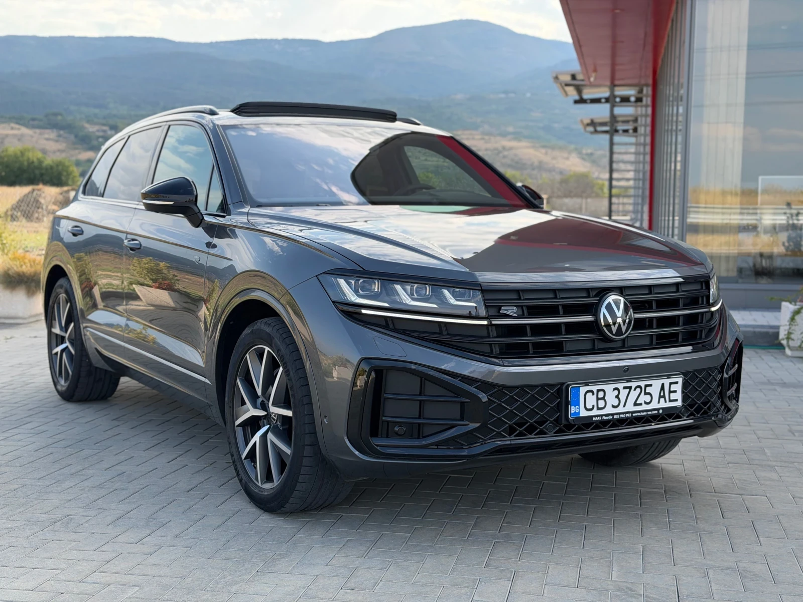 VW Touareg 1 Ви собственик !, снимка 11 - Автомобили и джипове - 55837577