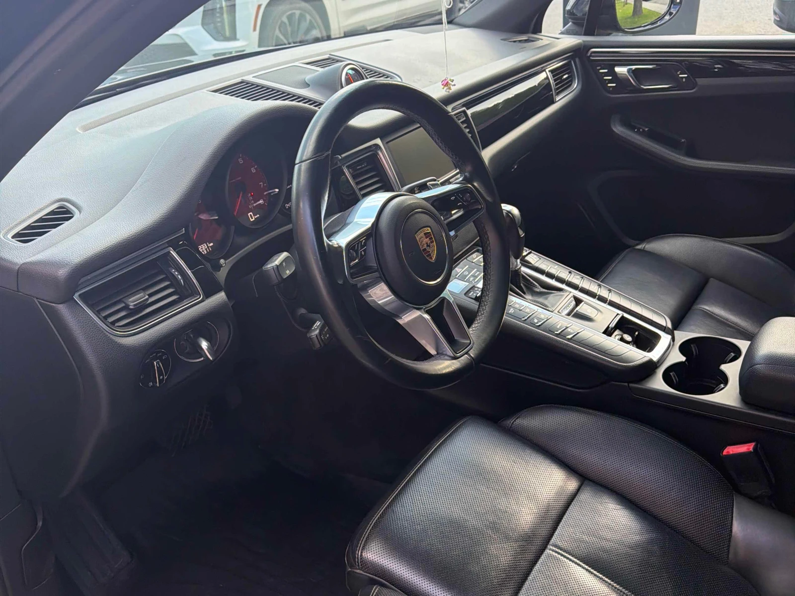 Porsche Macan * S * CARFAX * ОПЦИЯ ЗА ФИНАНСИРАНЕ, снимка 5 - Автомобили и джипове - 55874828