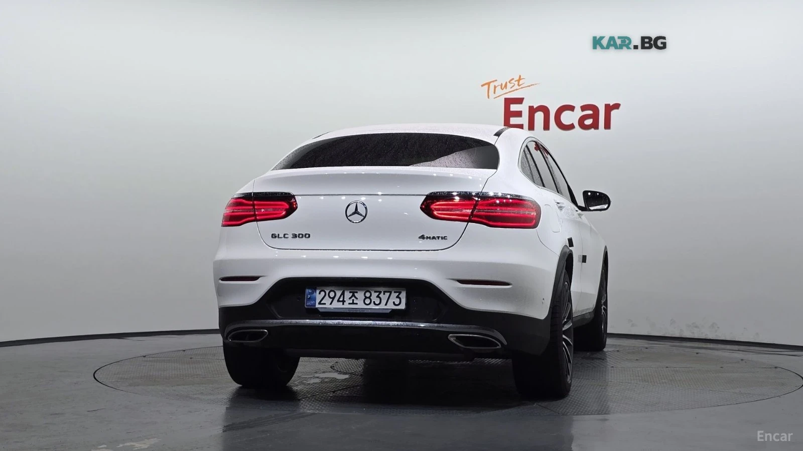 Mercedes-Benz GLC 300 4MATIC AMG COUPE* HUD* 360* КОЖА* НАВИ* ПАНО, снимка 4 - Автомобили и джипове - 56004232