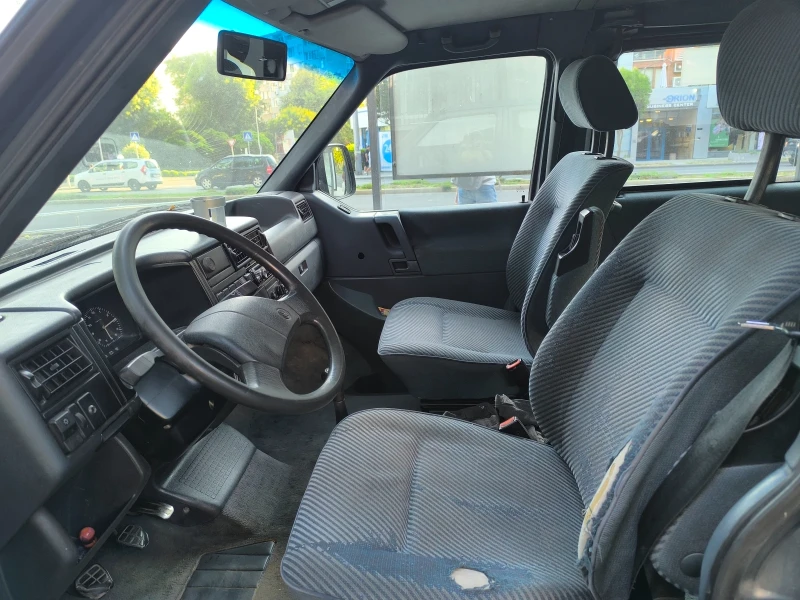 VW Caravelle Т4, снимка 12 - Бусове и автобуси - 52478240