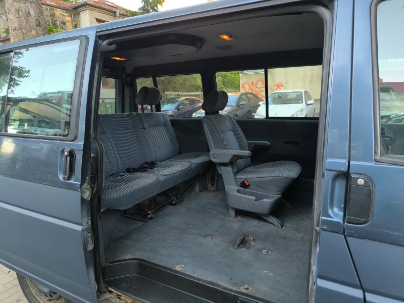 VW Caravelle Т4, снимка 8 - Бусове и автобуси - 52478240