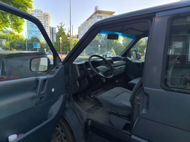 VW Caravelle Т4, снимка 11 - Бусове и автобуси - 52478240