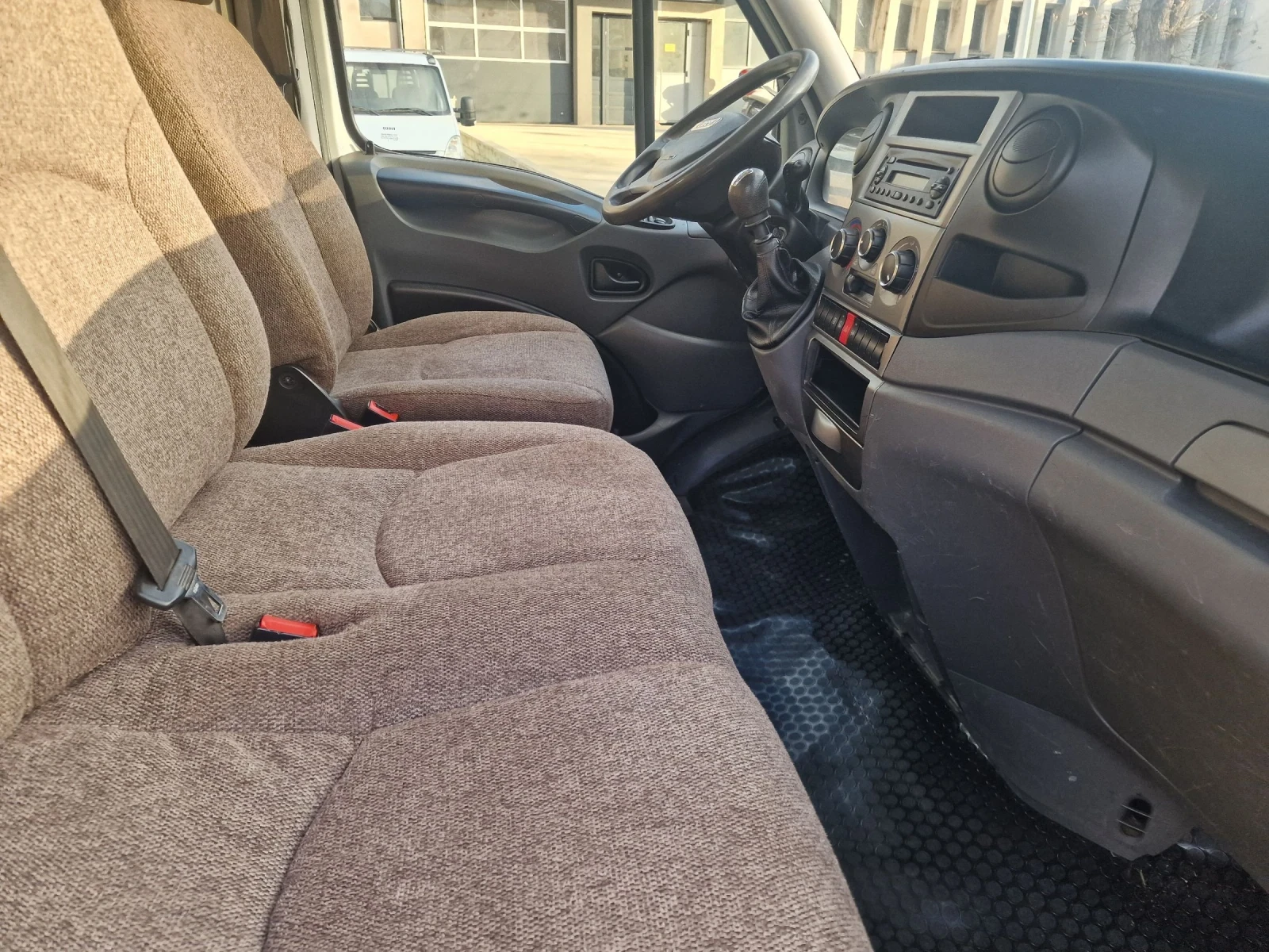 Iveco 35c17  3.0HPI  | Mobile.bg   12