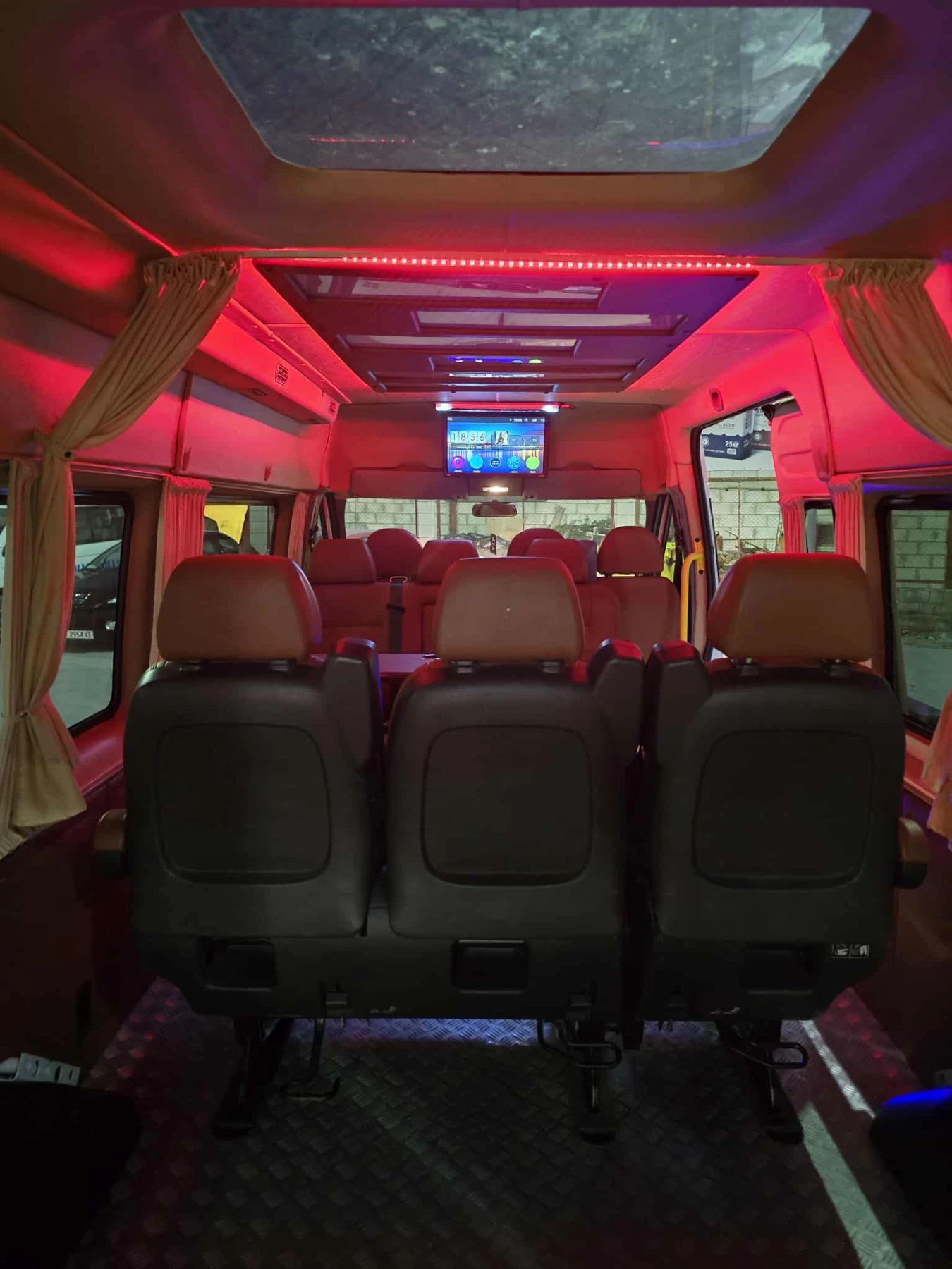 Ford Transit  - изображение 10
