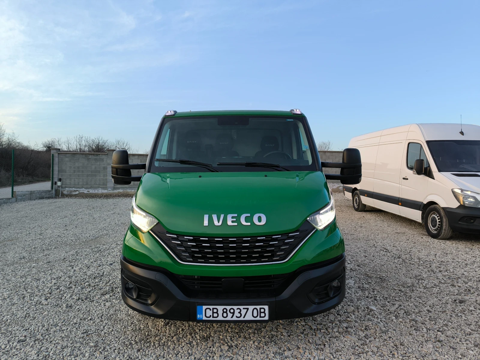 Iveco 35c18 3.0 TDi 180 к.с СПЕЦИАЛЕН ЛУКС ШВЕЙЦАРИЯ, снимка 2 - Бусове и автобуси - 53917735
