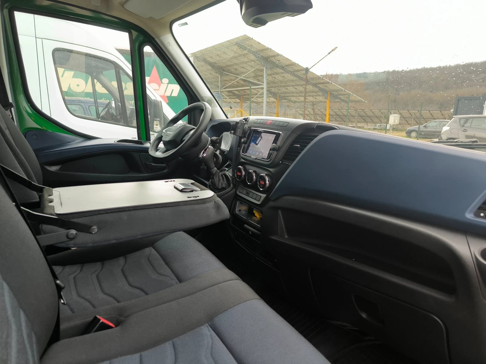 Iveco 35c18 3.0 TDi 180 к.с СПЕЦИАЛЕН ЛУКС ШВЕЙЦАРИЯ, снимка 11 - Бусове и автобуси - 53917735