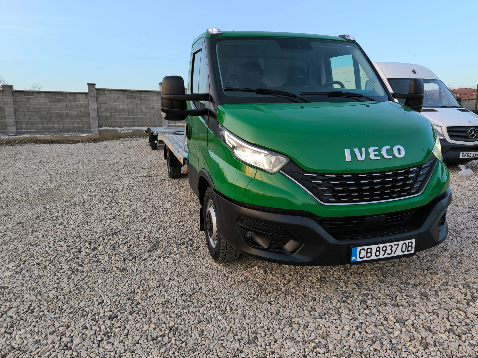 Iveco 35c18 3.0 TDi 180 к.с СПЕЦИАЛЕН ЛУКС ШВЕЙЦАРИЯ, снимка 3 - Бусове и автобуси - 53917735