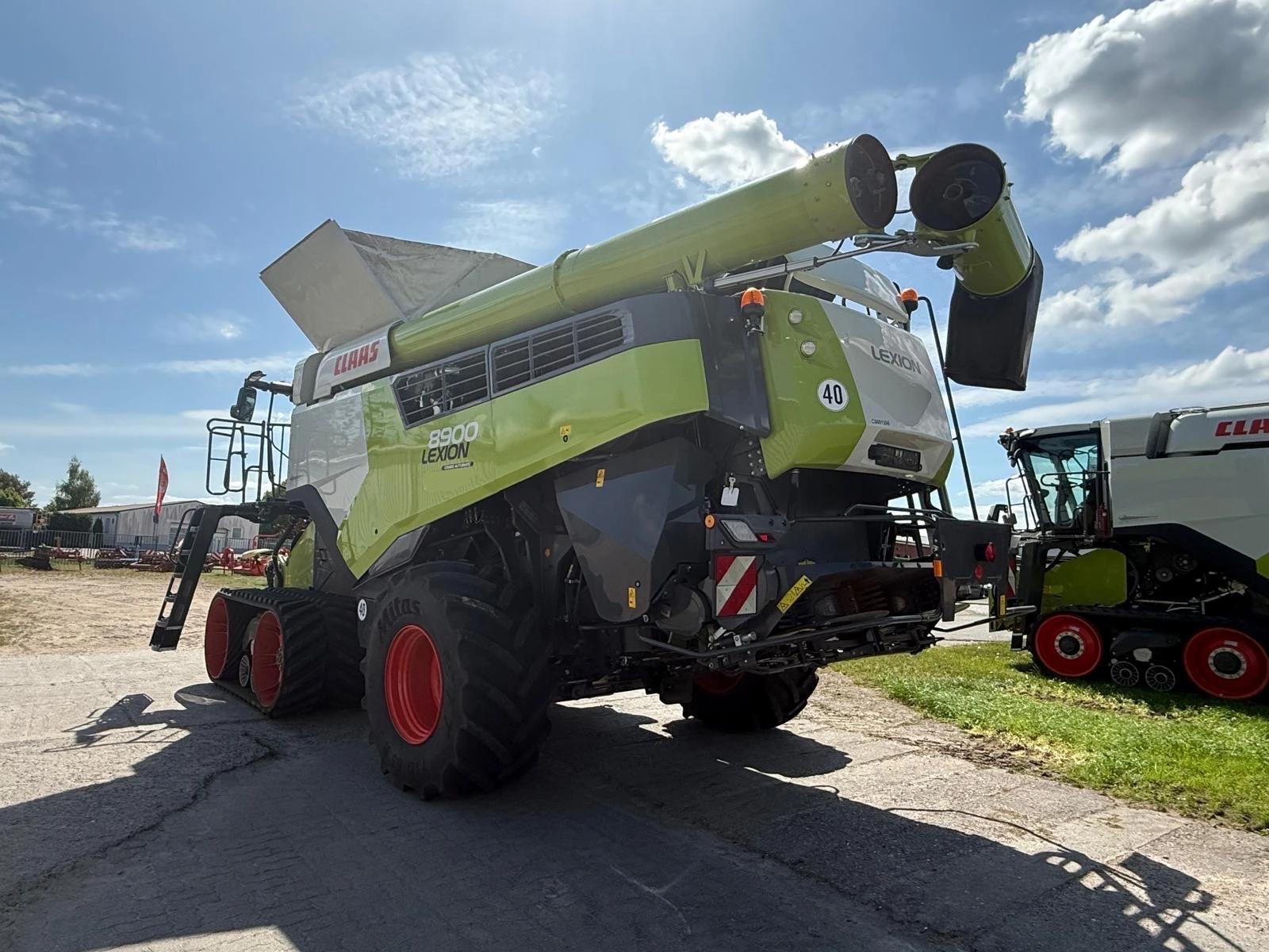 Комбайн Claas LEXION 8900 TT + CLAAS CONVIO 1230 ЛИЗИНГ - изображение 5