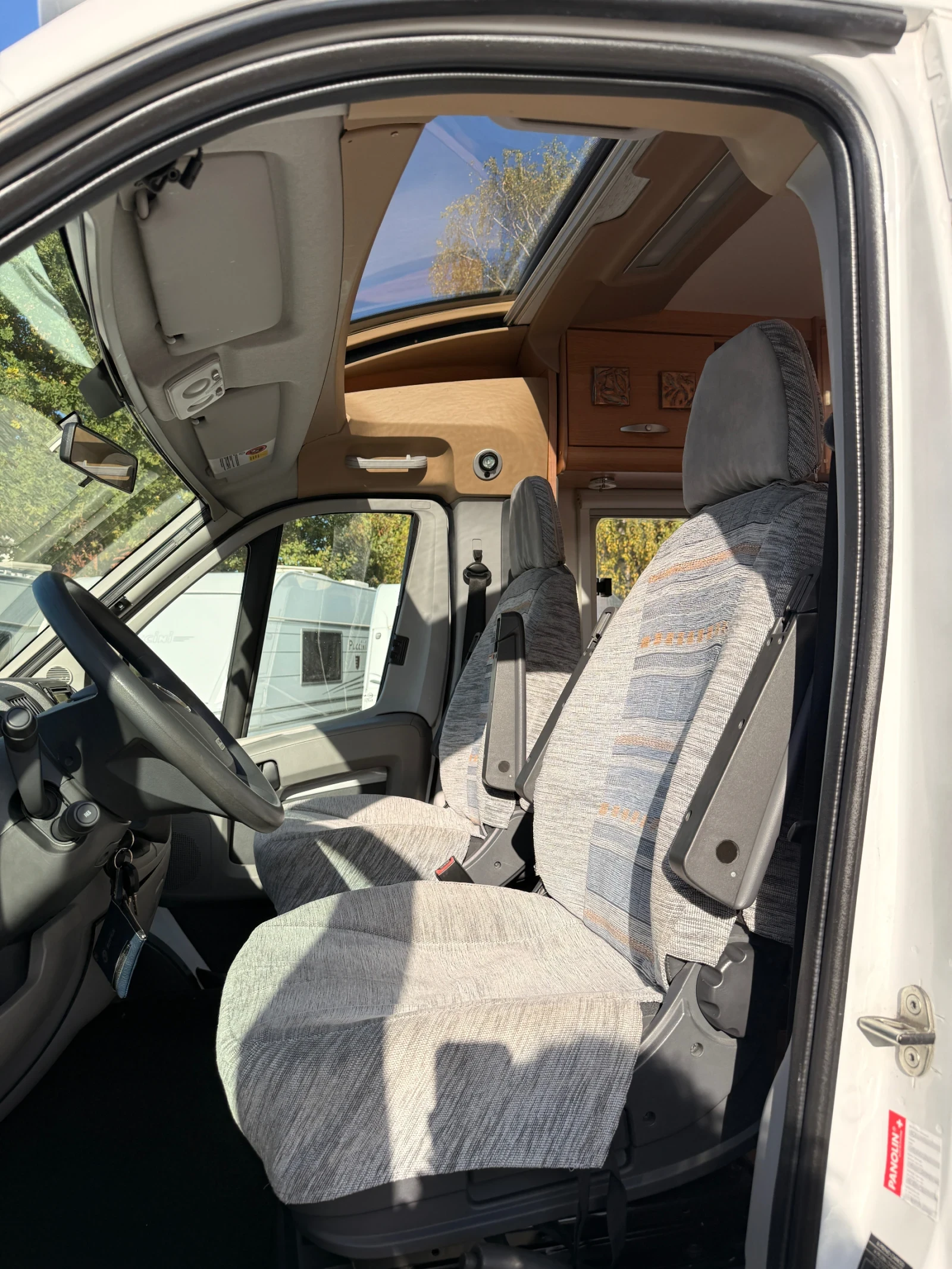 ������ Knaus Sport Ti 650 MG | Mobile.bg � ����������� 7
