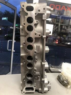 Цилиндрова глава Hyundai Santa Fe 2.2 CRDI 2210027750/  Kia Sportage 2. 0 CRDI 2005-, снимка 3