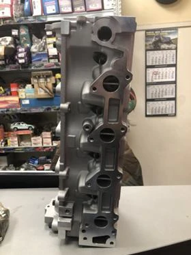Цилиндрова глава Hyundai Santa Fe 2.2 CRDI 2210027750/  Kia Sportage 2. 0 CRDI 2005-, снимка 5