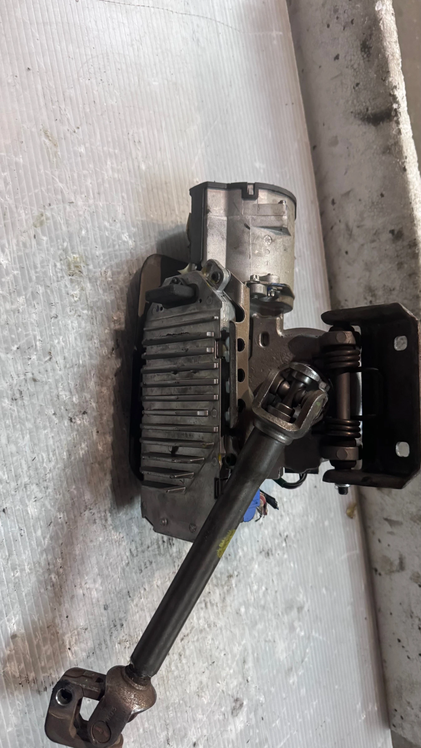    /       Lancia Ypsilon 2013 - 2610184906A / 26102984  | Mobile.bg   2