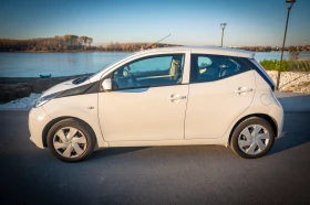 Toyota Aygo FULL екстри, снимка 2