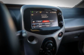 Toyota Aygo FULL екстри, снимка 8