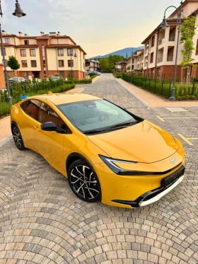 Toyota Prius Gold / 10   / Plug in Hybrid  | Mobile.bg    7