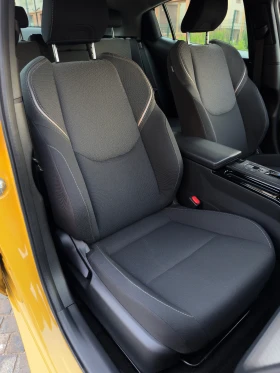 Toyota Prius Gold / 10   / Plug in Hybrid  | Mobile.bg    12