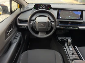 Toyota Prius Gold / 10   / Plug in Hybrid  | Mobile.bg    11