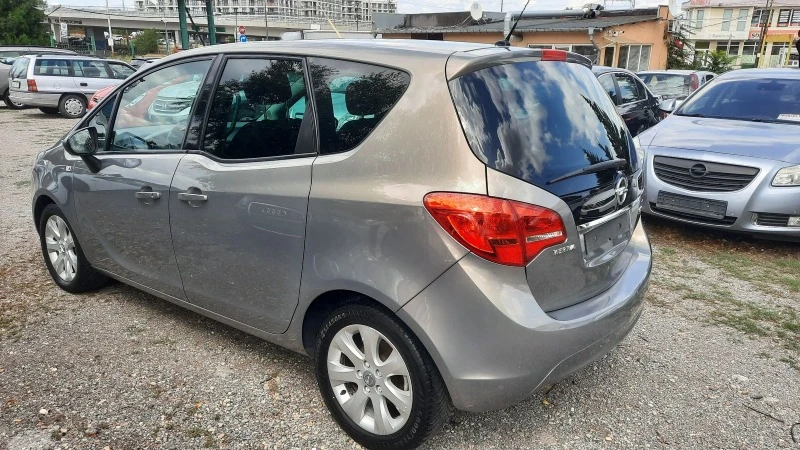 Opel Meriva 1.7cdti, снимка 5 - Автомобили и джипове - 42053467