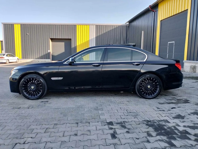 BMW 730, снимка 10 - Автомобили и джипове - 48026039