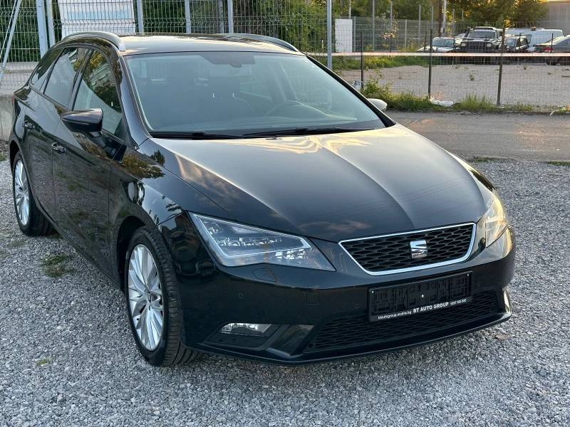 Seat Leon 1.6TDI * * 4х4* * FULL LED* * СЕРВИЗНА ИСТОРИЯ* * , снимка 1 - Автомобили и джипове - 45953816