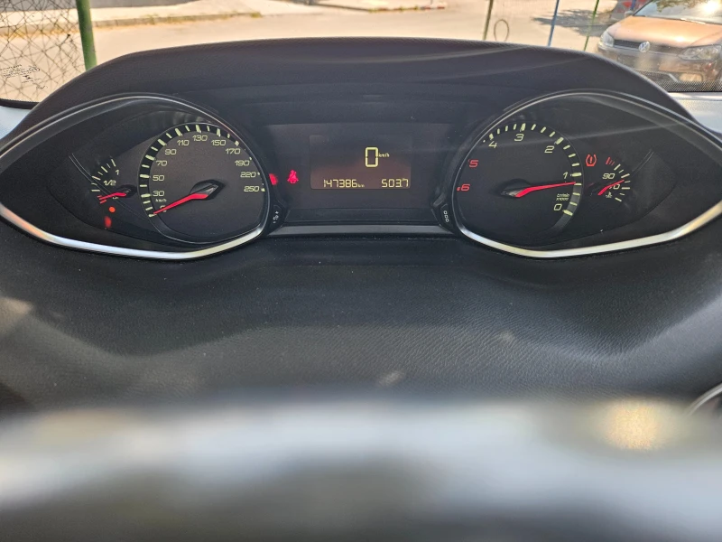 Peugeot 308 1.6HDI, снимка 16 - Автомобили и джипове - 46967255