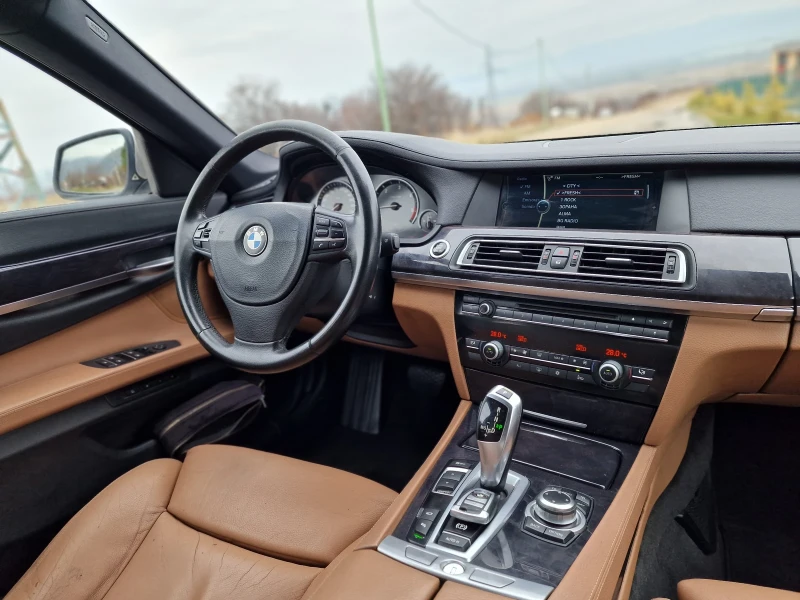 BMW 730 XD, снимка 12 - Автомобили и джипове - 48228804