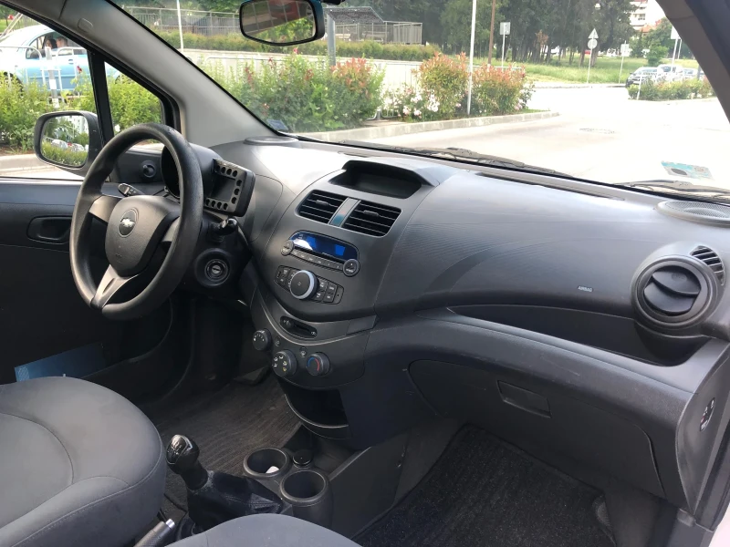 Chevrolet Spark 1.0, снимка 7 - Автомобили и джипове - 48274068