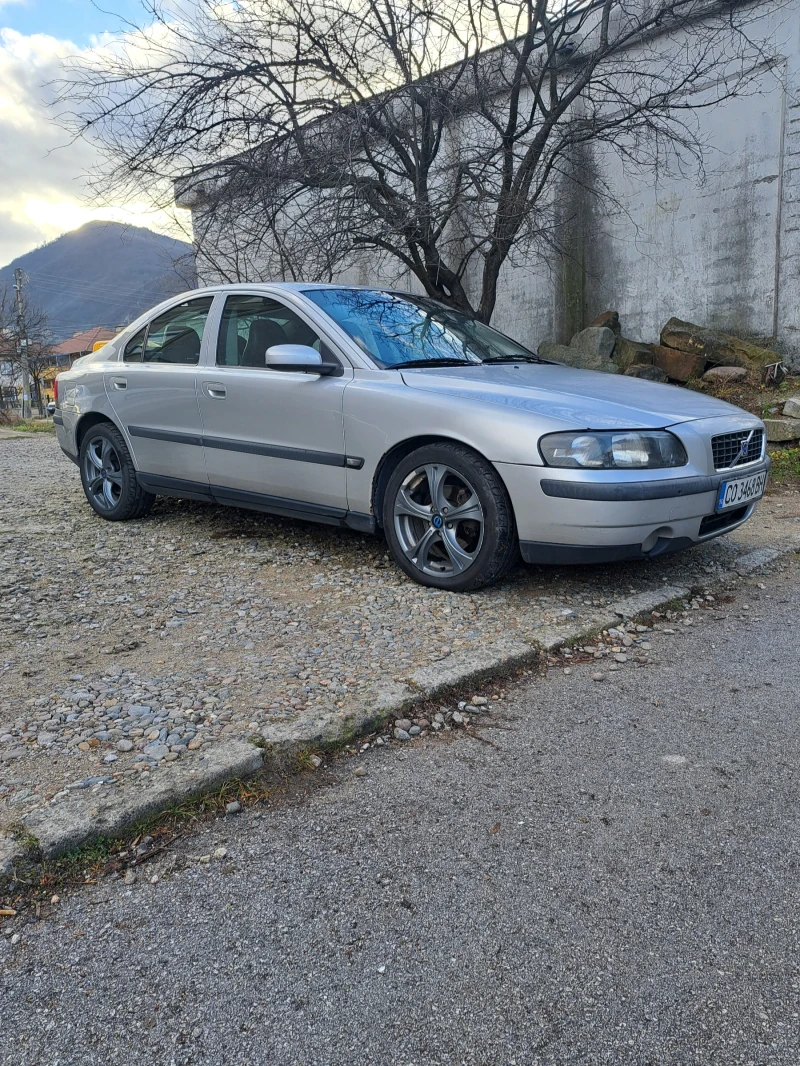 Volvo S60, снимка 3 - Автомобили и джипове - 48390248