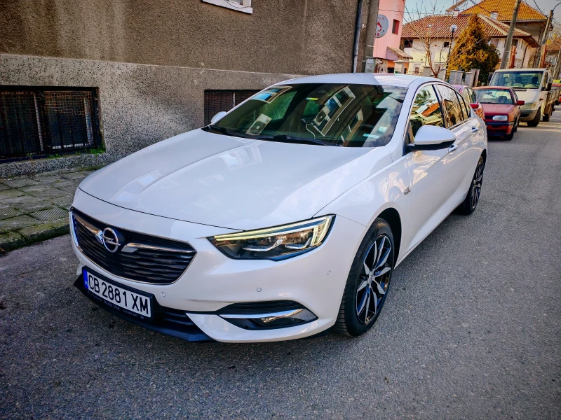 Opel Insignia 2.0 CDTI 58000км, снимка 1 - Автомобили и джипове - 48598750