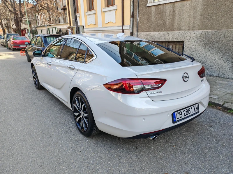 Opel Insignia 2.0 CDTI 58000км, снимка 4 - Автомобили и джипове - 48598750