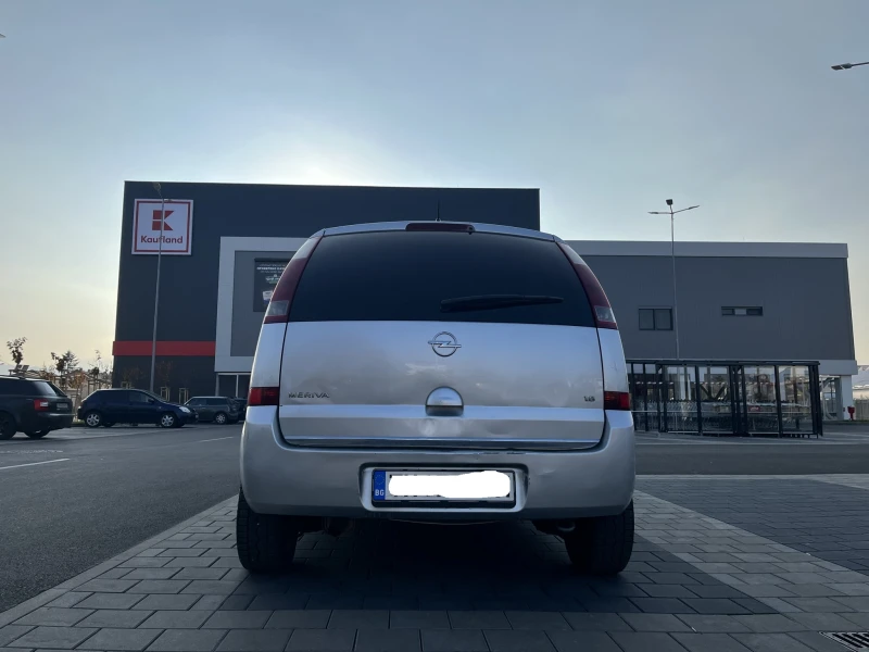 Opel Meriva 1.6, снимка 4 - Автомобили и джипове - 49117954