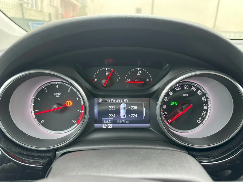 Opel Astra Opel Astra K SPORT TOURER 1.4 Turbo 125 к.с., снимка 14 - Автомобили и джипове - 51741285