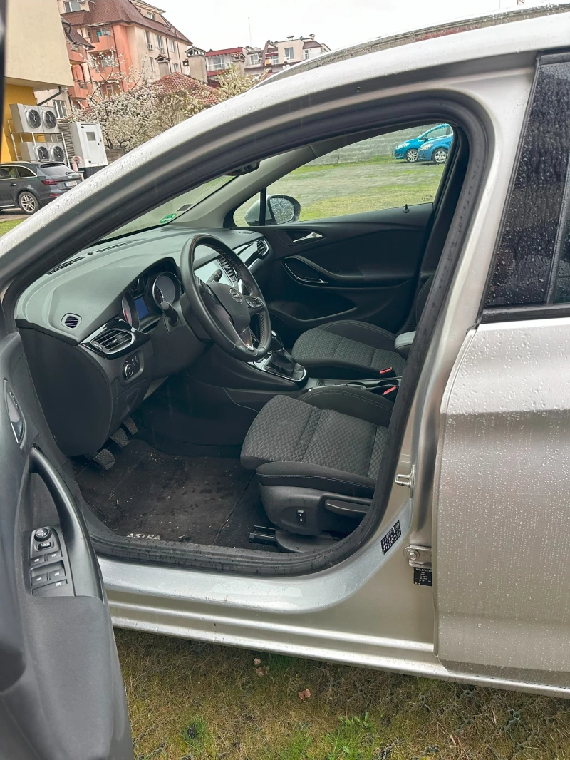 Opel Astra Opel Astra K SPORT TOURER 1.4 Turbo 125 к.с., снимка 11 - Автомобили и джипове - 51741285