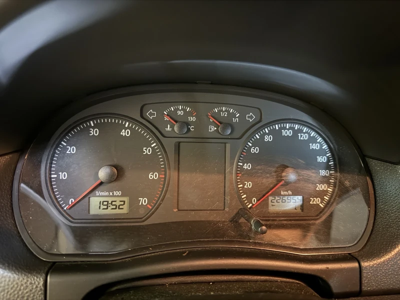 VW Polo 1.2i, снимка 5 - Автомобили и джипове - 51408011