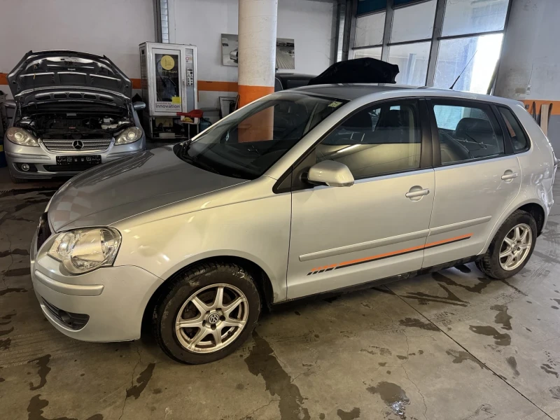 VW Polo 1.2i, снимка 2 - Автомобили и джипове - 51408011
