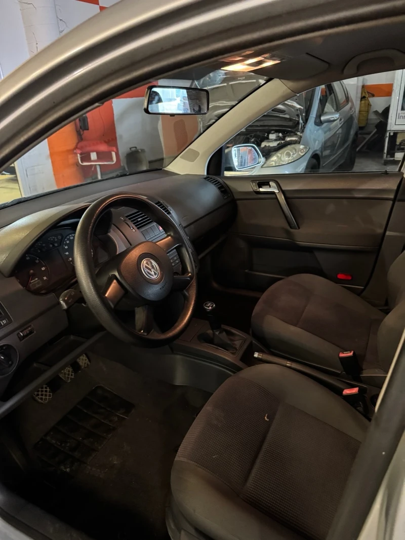 VW Polo 1.2i, снимка 3 - Автомобили и джипове - 51408011