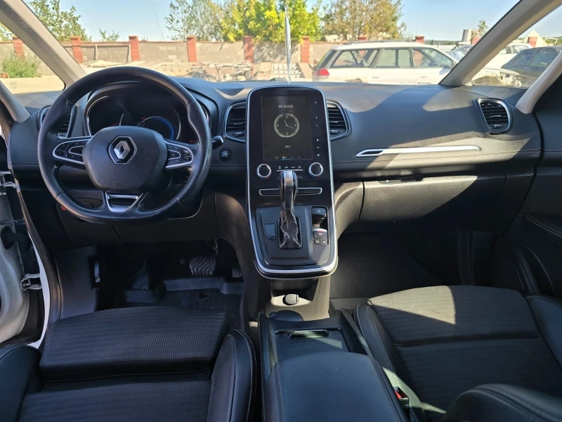 Renault Grand scenic 1.5DCI AVTOMAT, снимка 10 - Автомобили и джипове - 51756599