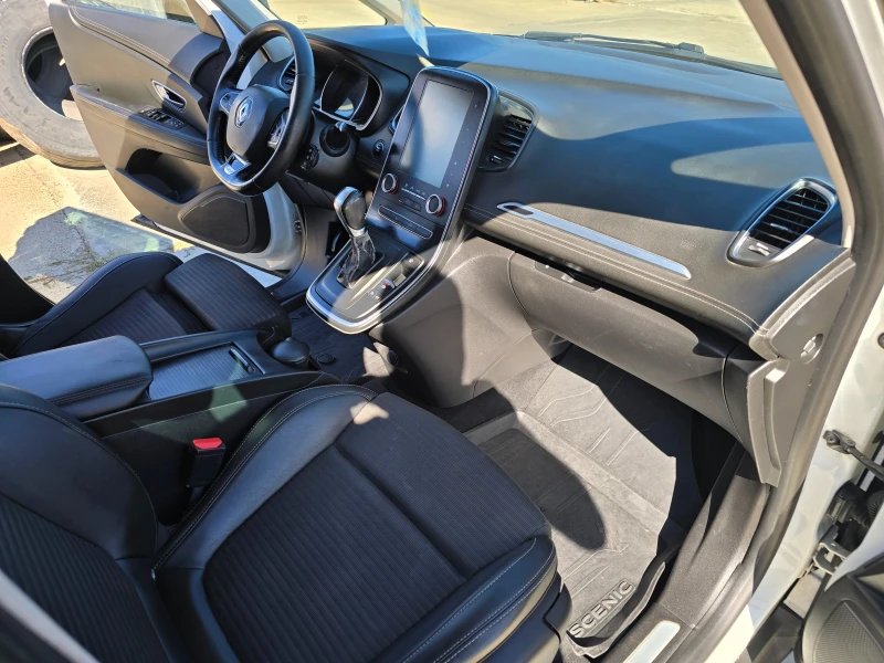 Renault Grand scenic 1.5DCI AVTOMAT, снимка 11 - Автомобили и джипове - 51756599