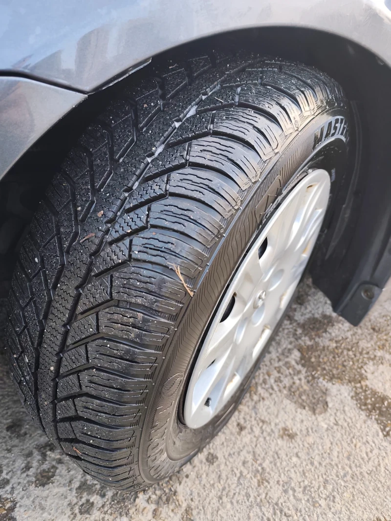 Toyota Avensis 2.0 D-4D 126HP GERMANY, снимка 17 - Автомобили и джипове - 53157569