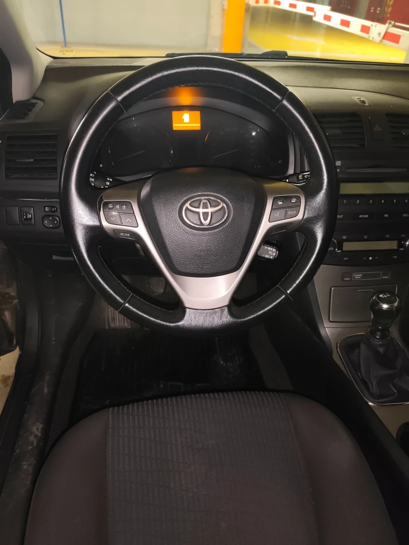 Toyota Avensis 2.0 D-4D 126HP GERMANY, снимка 13 - Автомобили и джипове - 53157569